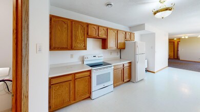 526-Co-RD-9-SE-Kitchen(1).jpg