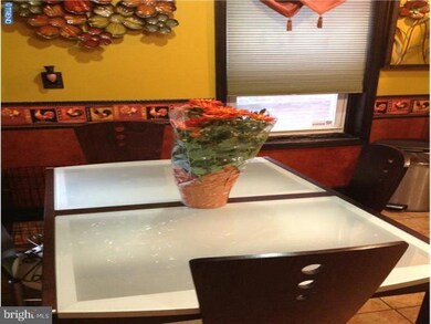 1022 Lawrence Ave, Darby, PA 19023 - photo 4