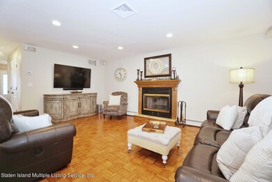 184 CHELSEA STREET-10