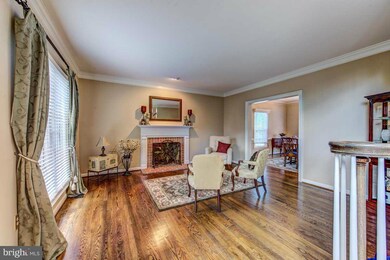 12414 Macao Ct, Herndon, VA 20171 - photo 6