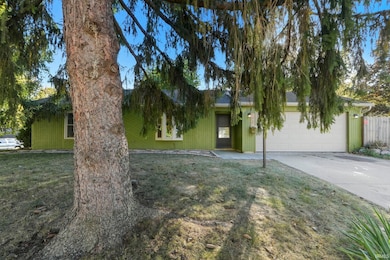 5932 Horseshoe Bend, Fort Wayne, IN 46825 - photo 2