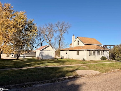 27 Ann St, Manning, IA 51455 - photo 4