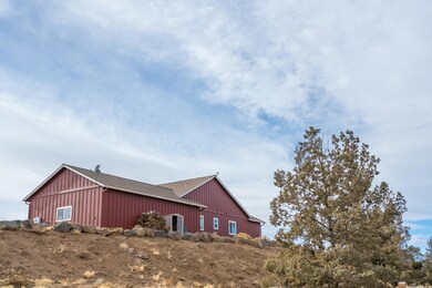 61822 Ten Barr Ranch Road-3