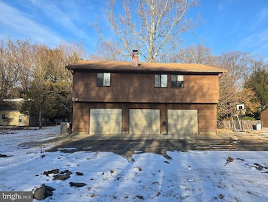 579 Chestnut St, Williamstown, NJ 08094 - photo 2