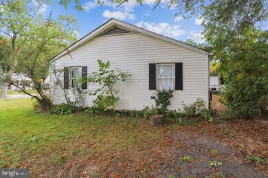 731 Cotter Rd, Glen Burnie, MD 21060 - photo 4