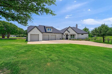 605 Kiowa Dr W, Gainesville, TX 76240 - photo 2