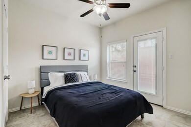 8915 Wind Springs Dr, Houston, TX 77080 - photo 4