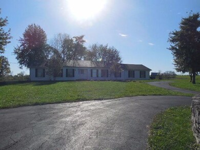 365 Danville Loop 1 Rd, Nicholasville, KY 40356 - photo 4