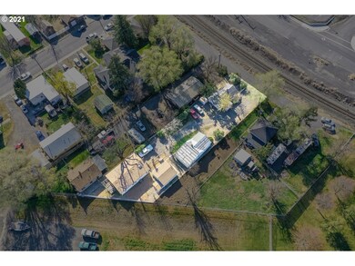 1503 SE Collins Dr, Pendleton, OR 97801 - photo 7