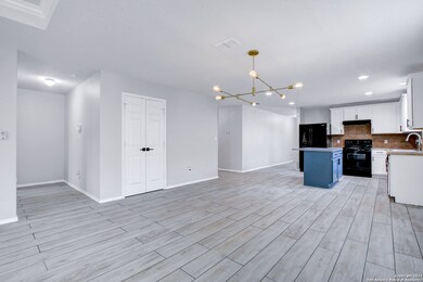 8831 Silver City, San Antonio, TX 78254 - photo 6