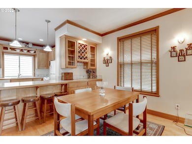 14702 NE Couch St, Portland, OR 97230 - photo 6