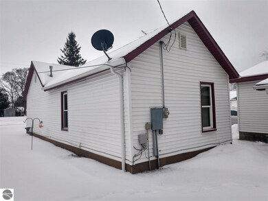 324 N Water St, Au Gres, MI 48703 - photo 5