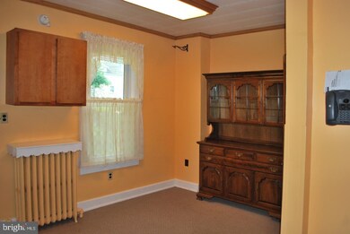 1208 Stirling St, Coatesville, PA 19320 - photo 5