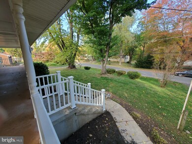 8008 Mclean St, Manassas, VA 20111 - photo 4