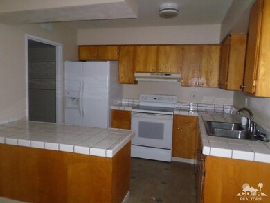 1040 N Lovekin Blvd unit 22, Blythe, CA 92225 - photo 4