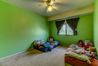 1044 Cascade Dr unit 1, Aurora, IL 60506 - photo 5