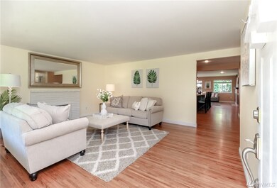 4209 Juniper Dr W, University Place, WA 98466 - photo 3