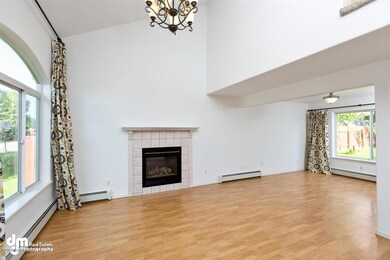 31-Living Room MS_1019