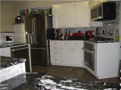 STAINLESS APPLIANCES