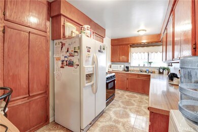 5523 Castana Ave, Lakewood, CA 90712 - photo 6