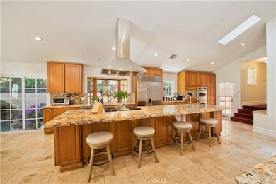 16677 Calneva Dr, Encino, CA 91436 - photo 4