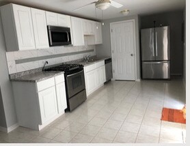 126 Pecos Cir, Carpentersville, IL 60110 - photo 3