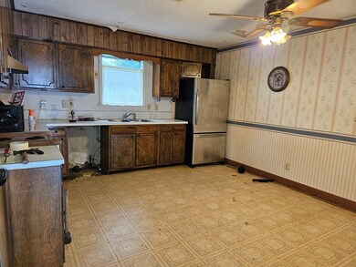 1306 Sally Dr, Picayune, MS 39466 - photo 3