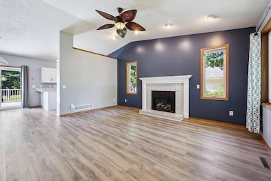 11819 W River Rd, Champlin, MN 55316 - photo 3