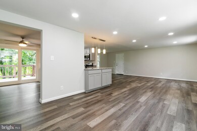 256 Telegraph Rd, Stafford, VA 22554 - photo 5