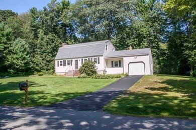 3 Gordon Dr, Londonderry, NH 03053 - photo 2