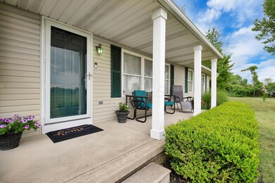 12284 Mauger Road NW Baltimore OH 43105-