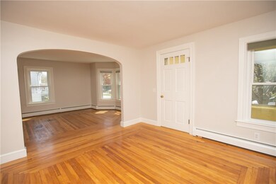 28 Hemlock Ave, Cranston, RI 02910 - photo 5