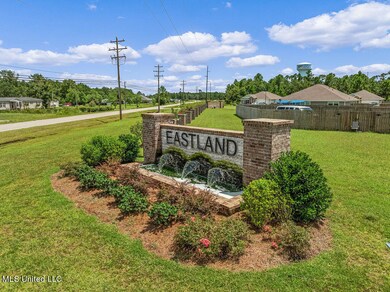 6539EastlandCir-6