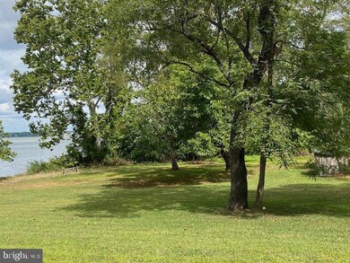 1420 Riverside Dr, Bryans Road, MD 20616 - photo 3