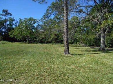 5753 Hyde Park Cir, Jacksonville, FL 32210 - photo 2