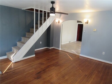 910 W Franklin Ave, Effingham, IL 62401 - photo 3