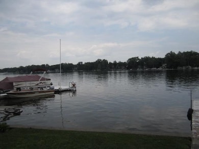 110 Ems B60 Ln, Warsaw, IN 46582 - photo 2