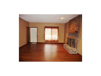 Huge great room, new large front window, glass fir