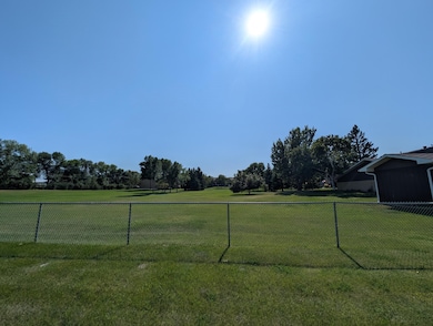 1000 20th Ave NW unit C12, Minot, ND 58703 - photo 3