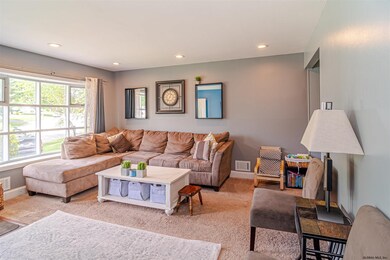 15 Frantone Ln, Albany, NY 12211 - photo 3