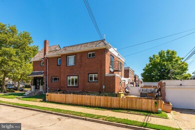 214 W Marshall Rd, Lansdowne, PA 19050 - photo 4