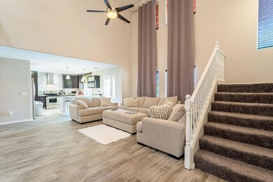 Living room 4