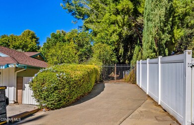 15877 Beaver Run Rd, Canyon Country, CA 91387 - photo 5