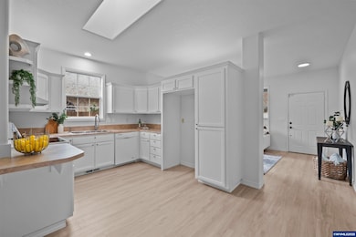 240 Norway St, Silverton, OR 97381 - photo 6