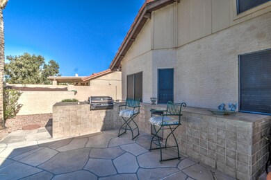 Outdoor Kitchen
