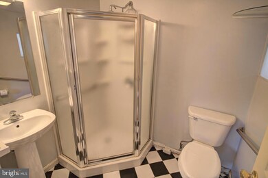 1210 Birch Ave, Halethorpe, MD 21227 - photo 7