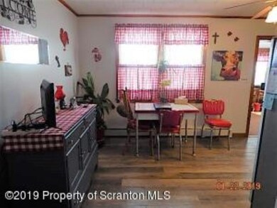 208 Edwards Ave, Clarks Summit, PA 18411 - photo 6