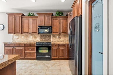 4-web-or-mls-2439 E 2540 S - www.aspencr