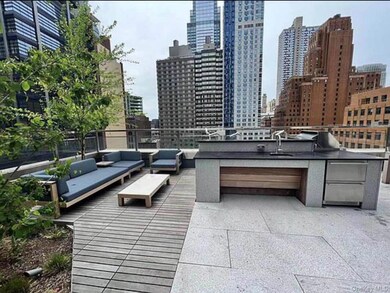 Brooklyn Point unit 68B, Brooklyn, NY 11201 - photo 4