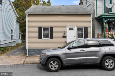 49 E North St, Waynesboro, PA 17268 - photo 2